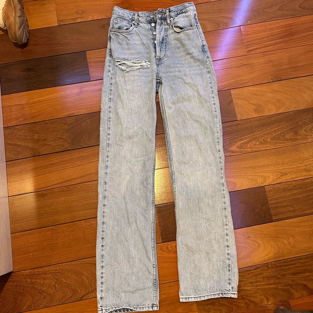 TopShop size 25 straight leg high waisted distressed light wash jeans